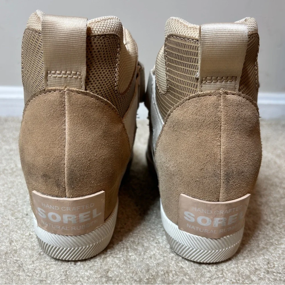 Sorel Out N About Suede Sport Wedge Booties in Cream Tan Nova Sand Canoe Size 10